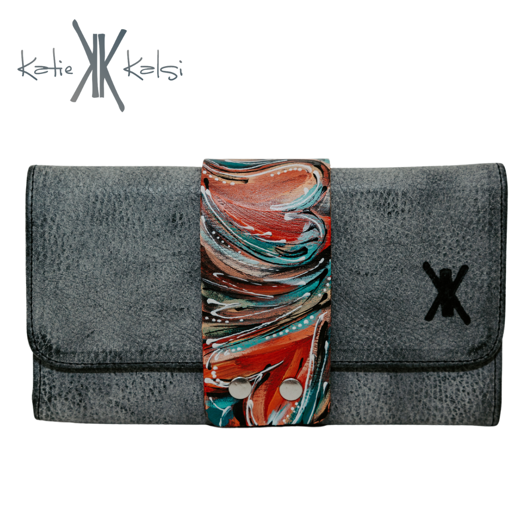 Victory Medium Trifold Wallet with Cuff