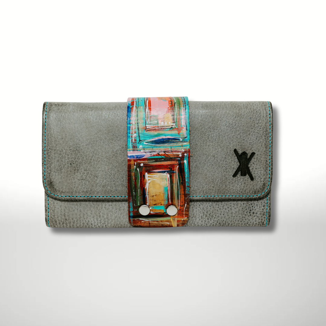 Victory Medium Trifold Wallet with Cuff